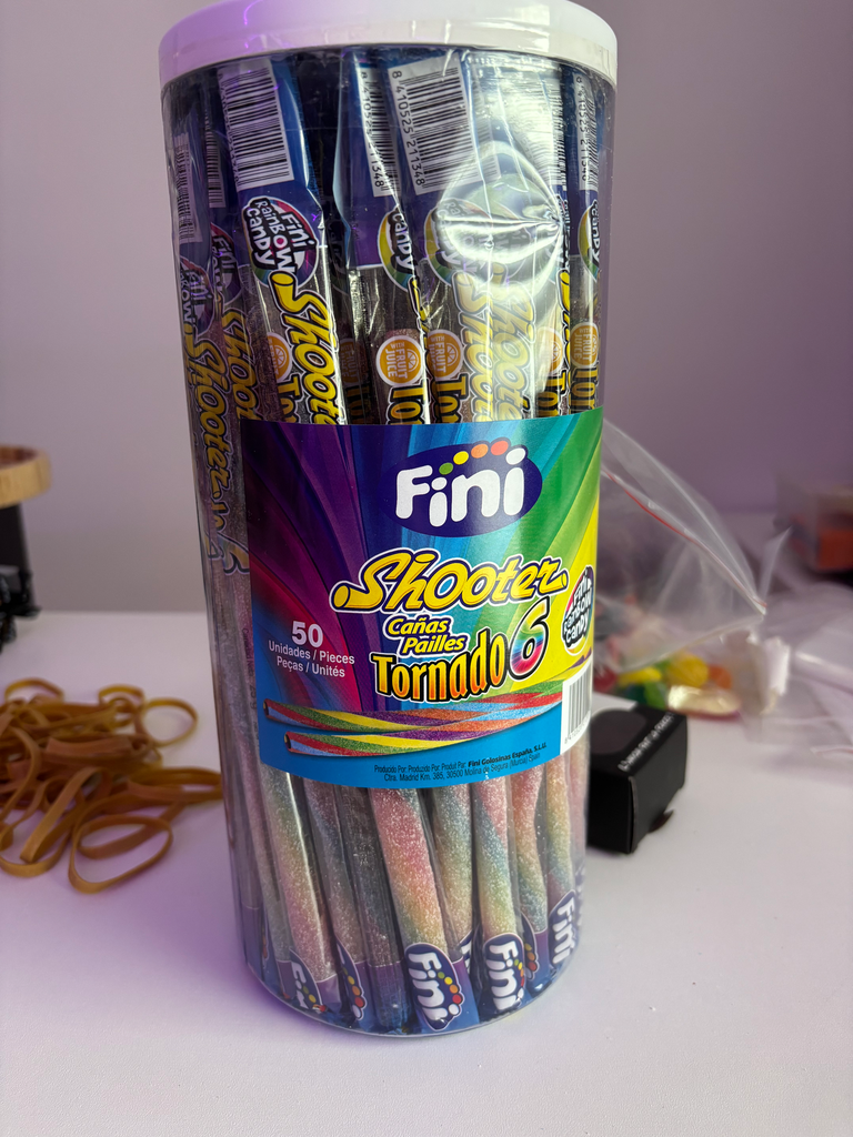 Fini Shooter Paille Tornado (1 pièce)